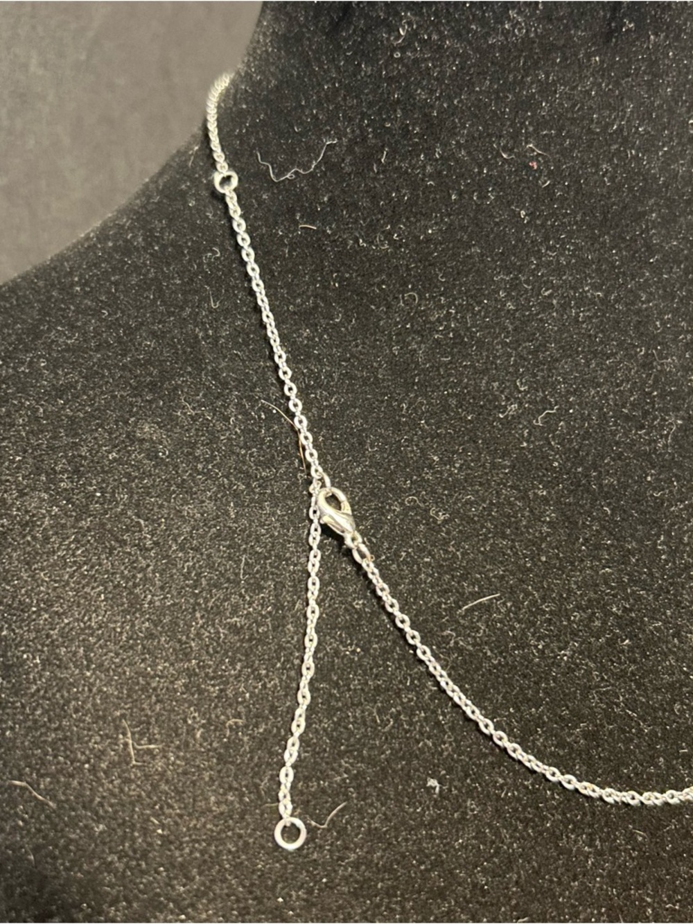 Personalized Silver Script 'Anna' Name Necklace - Women's Jewelry - Picture 3 of 3